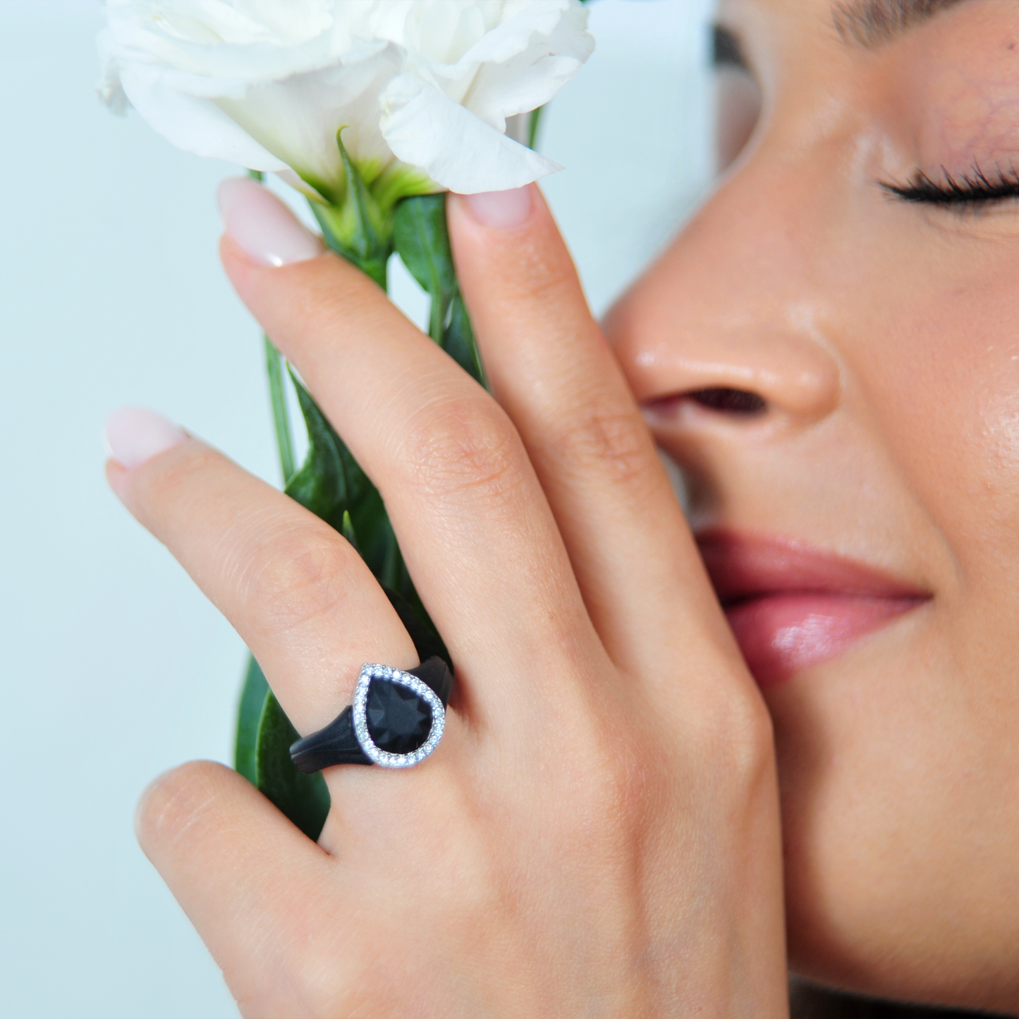 New! Pear Silicone Ring with Metal Frame and Stones